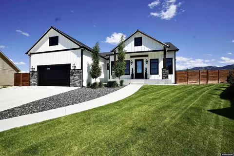 3685 Timber Wolf Ct, Casper, WY 82604 photo 1