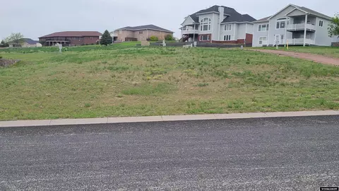 E 20th Avenue, Torrington, WY 82240