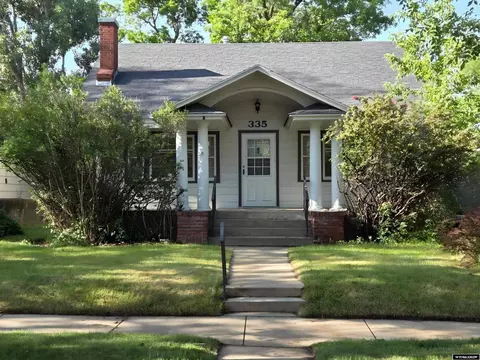 335 E 11th St, Casper, WY 82601 photo 1