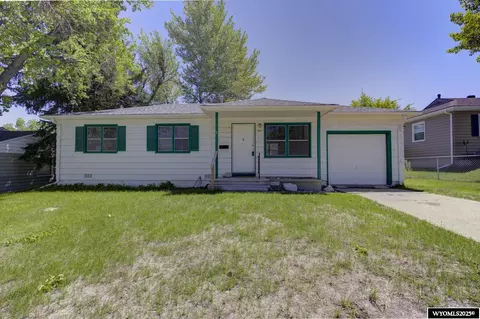 2841 E 4th St, Casper, WY 82609 photo 1