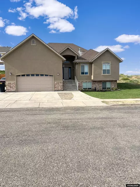 155 Highridge Pt, Evanston, WY 82930
