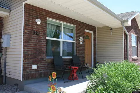 321 N Platte River Dr, Guernsey, WY 82214
