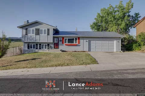 2131 E 24th St, Casper, WY 82601 photo 1