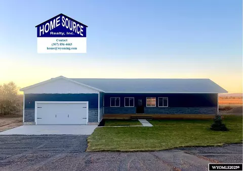 1625 Riverview Rd, Riverton, WY 82501