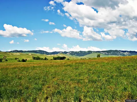 77 Sand Creek Ranch Rd, Buffalo, WY 82834