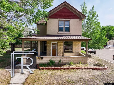 108 Canyon St, Lander, WY 82520