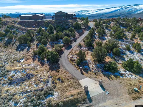 43 Red Cliff Dr, Lander, WY 82520