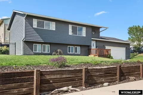 3404 Foothills Blvd, Gillette, WY 82716