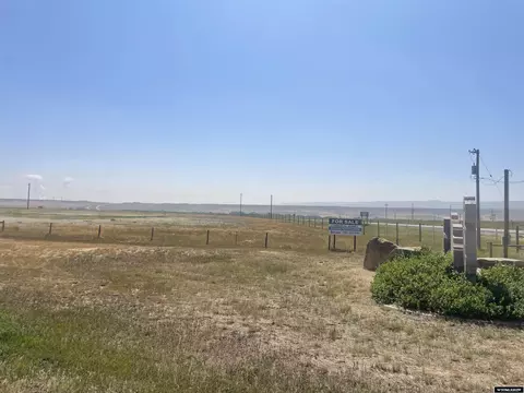 1000 1006 Deer Creek Rd, Glenrock, WY 82637