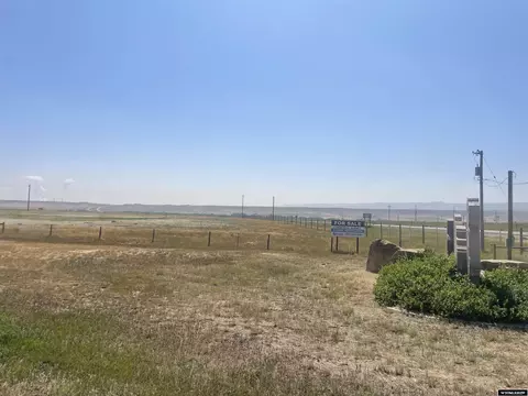1000 1006 Deer Creek Rd, Glenrock, WY 82637