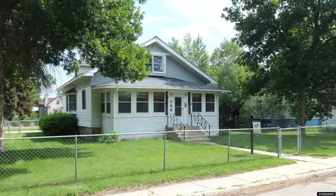 288 Eugene St, Lander, WY 82520