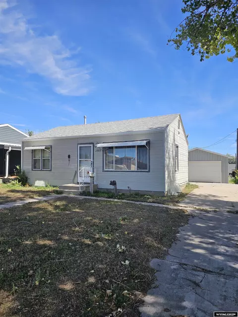 2909 W C St, Torrington, WY 82240
