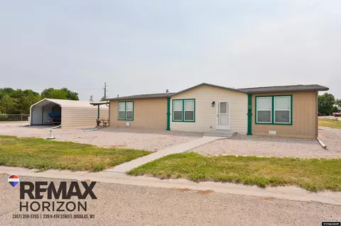 223 6th St, Glendo, WY 82213