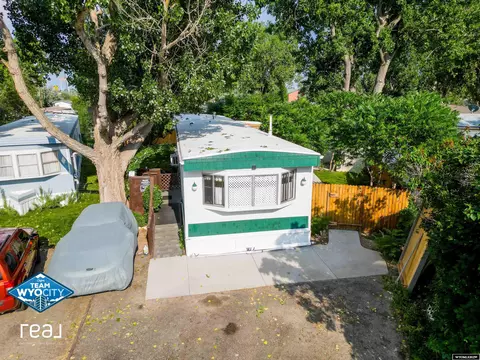 361 Westshore Village Dr, Casper, WY 82601