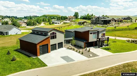 5 St Andrews Ln, Sheridan, WY 82801