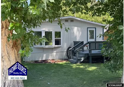370 Wood St, Lander, WY 82520
