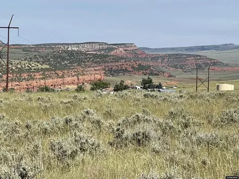 460 Red Rim Rd, Thermopolis, WY 82443
