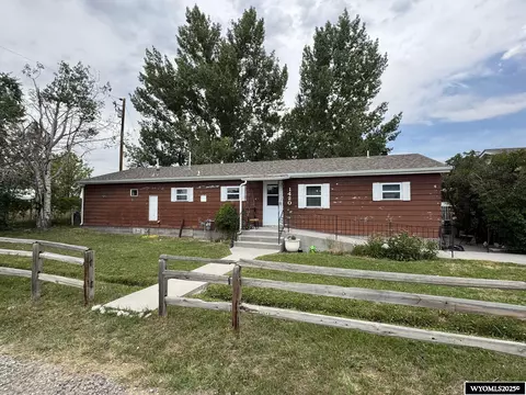 1420 Wyoma St, Riverton, WY 82501