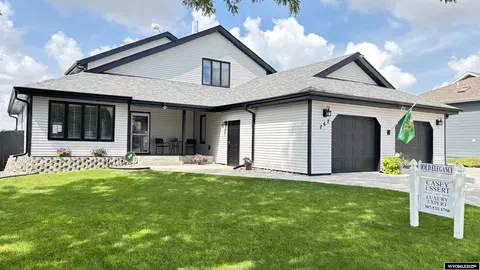 262 Hillcrest Dr, Torrington, WY 82240