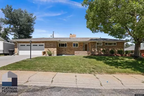 2714 E 7 St, Casper, WY 82609 photo 1