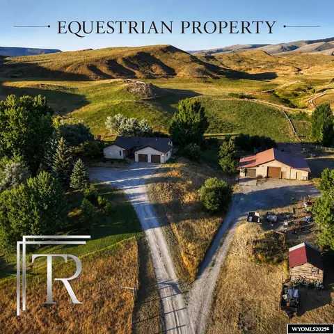 2241 Squaw Creek Rd, Lander, WY 82520