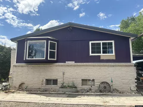 41 Sage Dr, Riverton, WY 82501