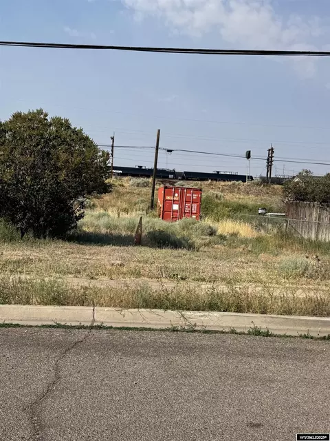 135 First Ave, Evanston, WY 82930