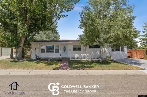 3018 E 11th St, Casper, WY 82609 photo 1