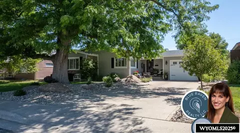 94 14th St, Wheatland, WY 82201