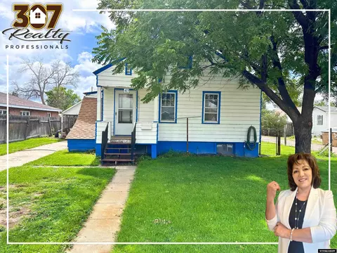 419 E 20th Ave, Torrington, WY 82240