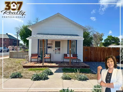 2302 E B St, Torrington, WY 82240