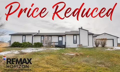 12 Collins Dr, Douglas, WY 82633