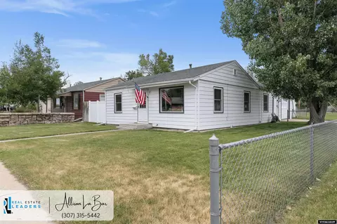 903 E 12th St, Casper, WY 82601 photo 1
