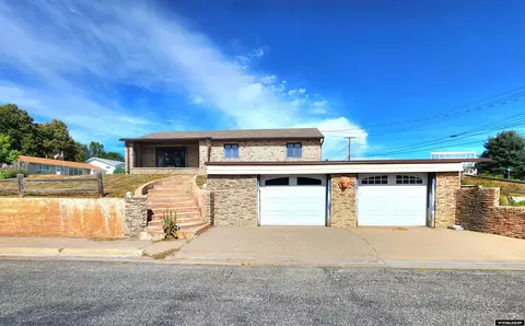 210 E 30th Ave, Torrington, WY 82240