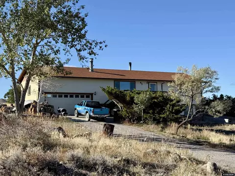 47 Minter Ln, Riverton, WY 82501