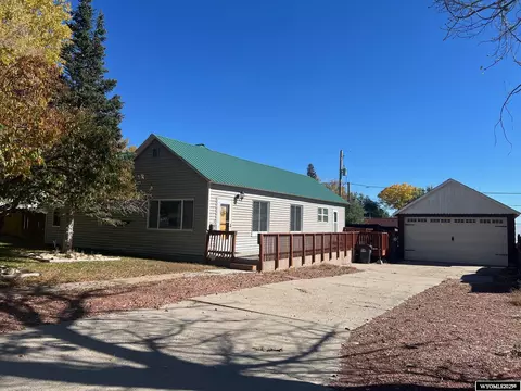 511 14th St, Rawlins, WY 82301