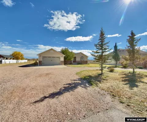206 Prairie View Dr, Lyman, WY 82937