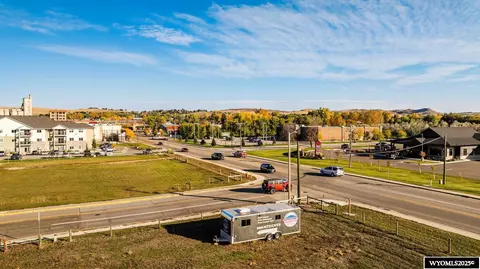 402 Phoenix Ave, Sheridan, WY 82801