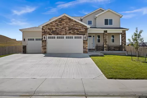 1621 Serenity Ln, Casper, WY 82601