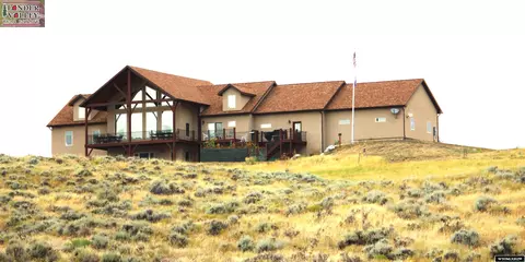 41 Moss Rock Rd, Lander, WY 82520