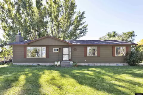 675 Burma Rd, Riverton, WY 82501