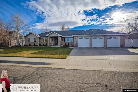 5511 E 21st St, Casper, WY 82609 photo 1