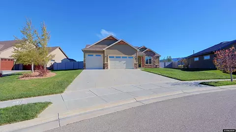 2793 Croydon Dr, Casper, WY 82609