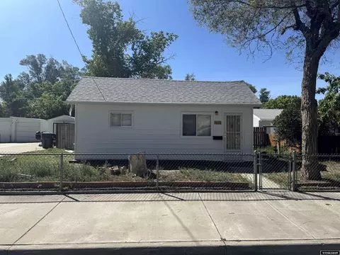 1220 11th St, Rock Springs, WY 82901