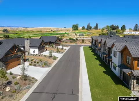 E Main, Lander, WY 82520 photo 3