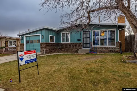 2509 E 9th St, Casper, WY 82609 photo 1