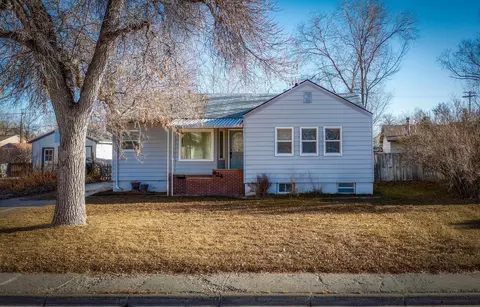 824 Park Ave, Worland, WY 82401