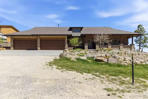 3000 Garden Creek Rd, Casper, WY 82601