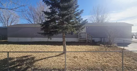 101 Shortite Dr, Riverton, WY 82501