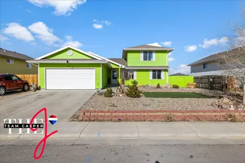 1810 Sioux Trl, Bar Nunn, WY 82601